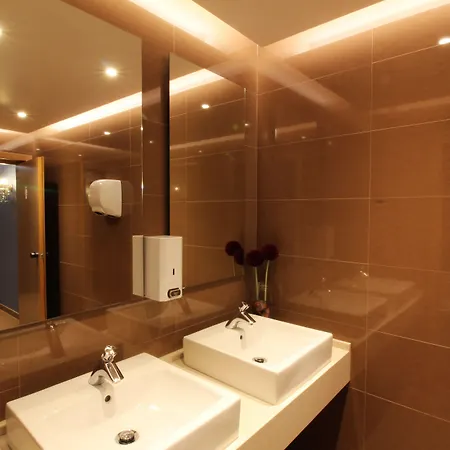 3k Barcelona Hotel 4*