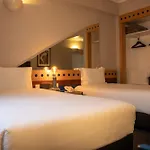 فندق 3 كيه برشلونة 4*